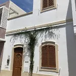 Casa Pombalinho, An Old Fisherman