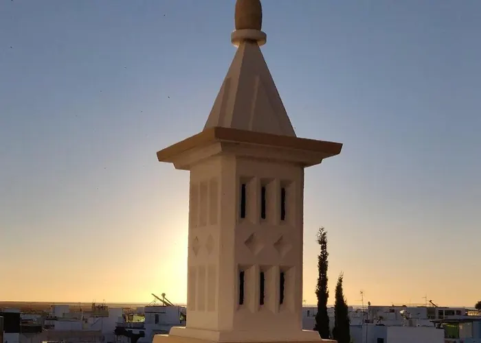 Casa Pombalinho, An Old Fisherman *